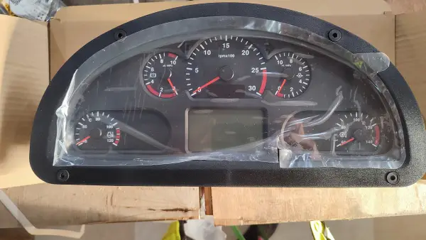 Панель приборов CDM833 оригинал