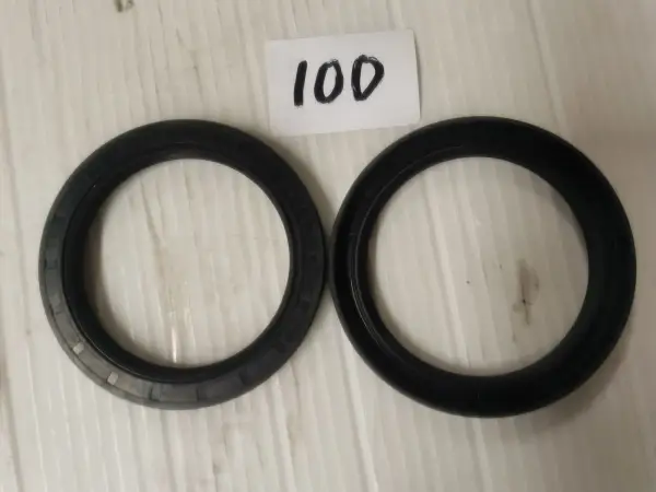 Сальник 85х110х12 задней ступицы колеса