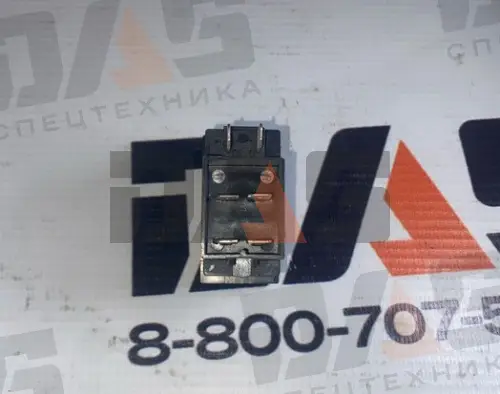 Клавиша включения рабочего освещения