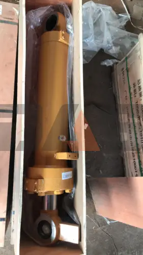 Гидроцилиндр наклона ковша CDM833 / LG833B.07VI.02