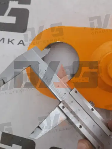 Рычаг коромысла (левый) 84C оригинал