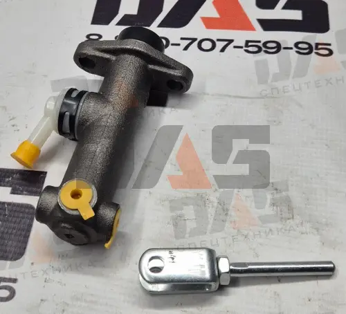 Тормозной цилиндр главный